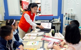 Ϊ��ͯ�ɳ����� | Խ����������ͯ����Ӣ����Ȥ����ů�Ŀ���